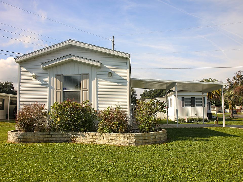 1st image of 879 W Colonial Cir