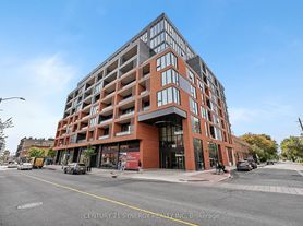 10 James St