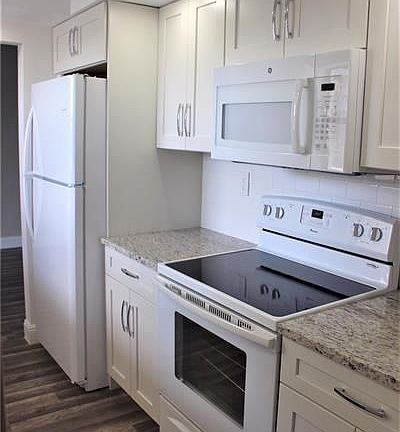 5th image of 801 S Federal Hwy APT 315
