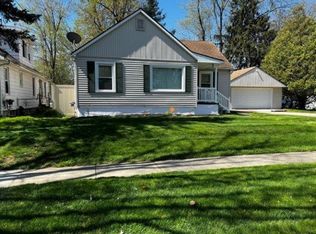 4424 Pengelly Rd, Flint, MI 48507