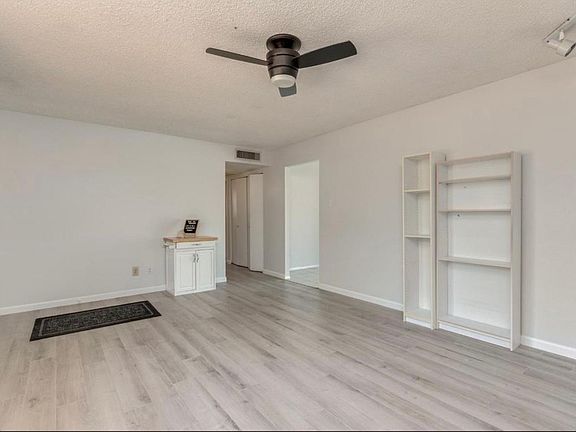 3rd image of 424 E Pegasus Dr