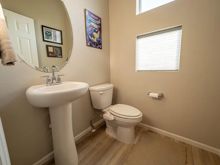 5677 Vivian St — Photo 10