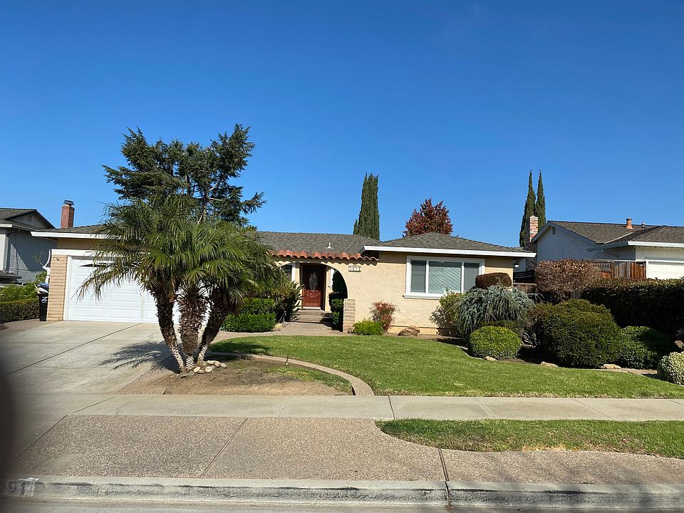 1st image of 3091 Lismore Ct