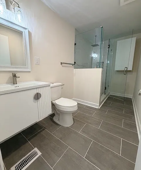 1706A Rayston Dr — Photo 3