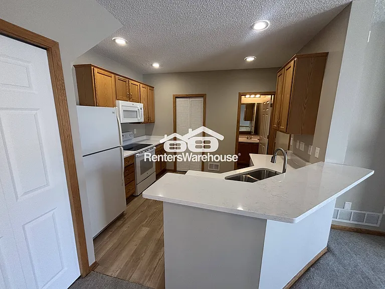 1905 Wildflower Ct — Photo 4