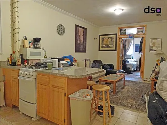 Rented by DSA Realty | media 18