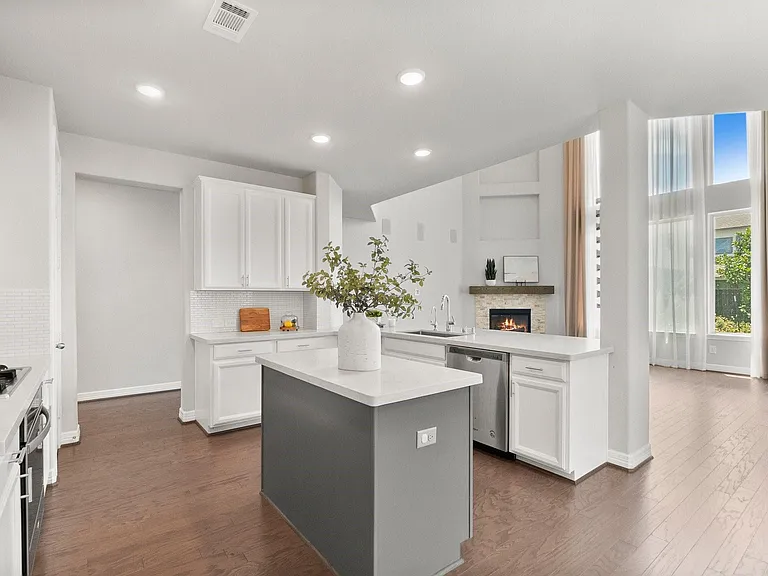 2840 Jehlon Ln — Photo 10