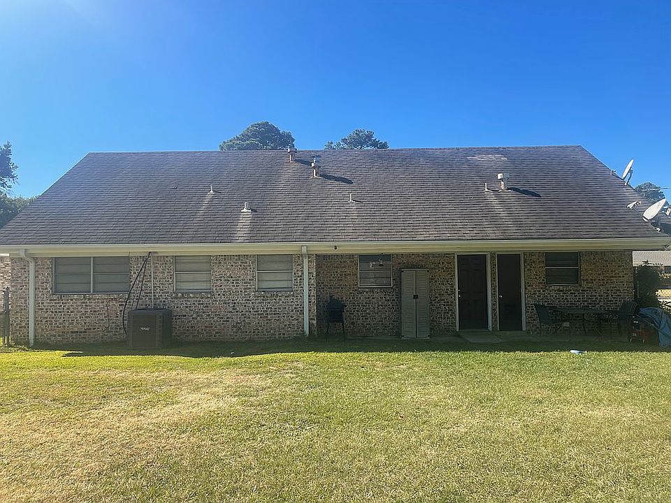 8 N Pinewood Dr, Texarkana, TX 75501 Zillow