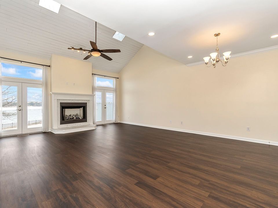 1st image of 9568 Bay Front Dr