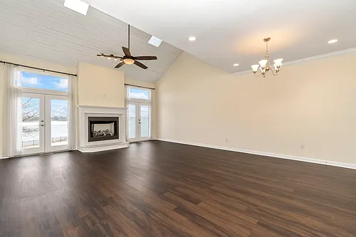 9568 Bay Front Dr Photo 1