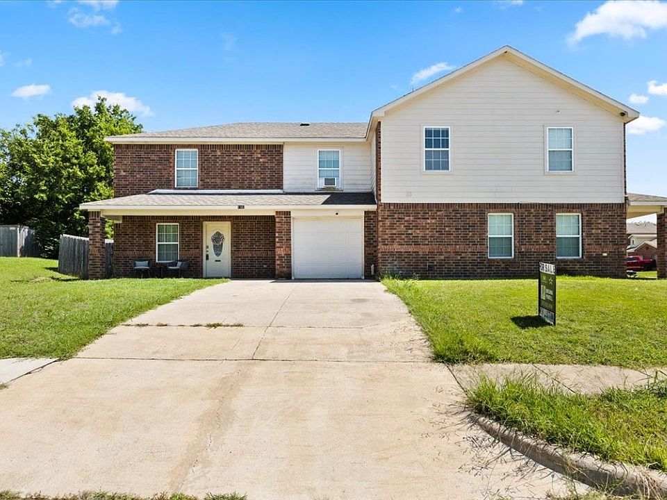 1st image of 1101 E College St