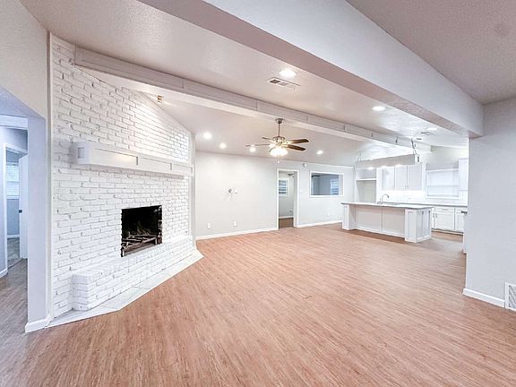 4th image of 4311 59th St
