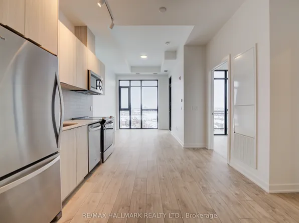 720 Whitlock Ave #816, Milton, ON L9E 1S5