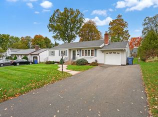 29 Sunnyside Rd, Newington, CT 06111