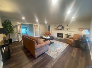 808 E Washington St, Athens, AL 35611