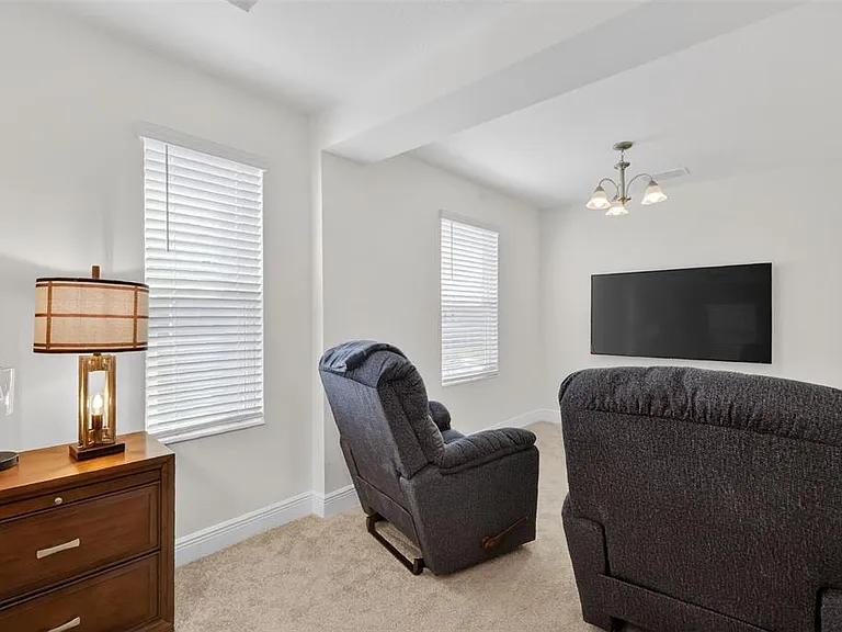 6070 Sierra Crown St — Photo 45