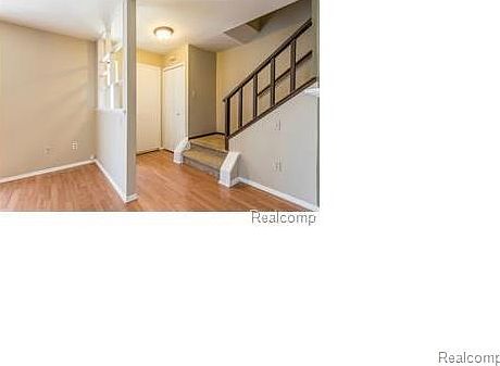 5th image of 807 Corners Ct #1