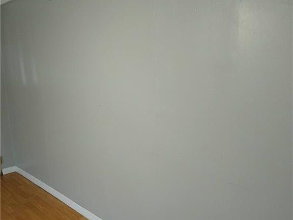 3rd image of 445 Pomegrante Ave