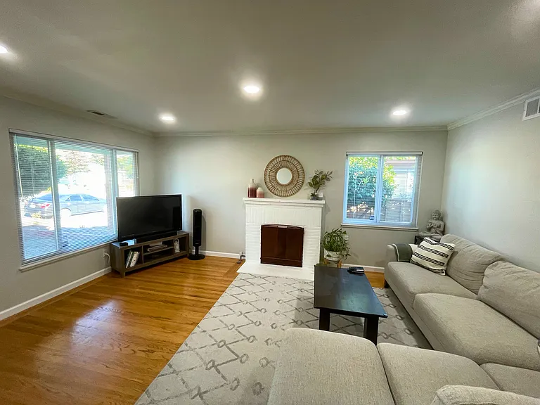 36483 Coronado Dr — Photo 2
