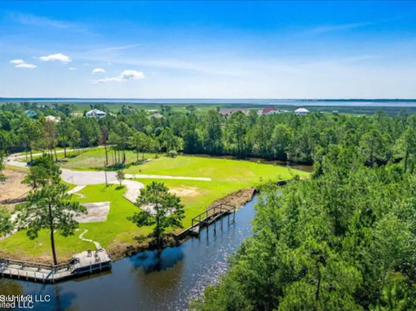 1344 Kaumakapili St #47, Diamondhead, MS 39525