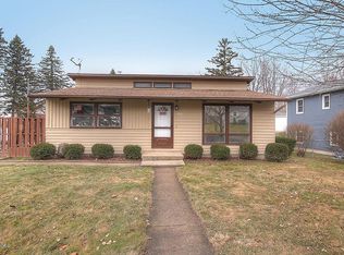 3147 Tuell St NW, Grand Rapids, MI 49504