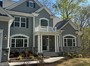 10013 Eden Dr, King George, VA 22485