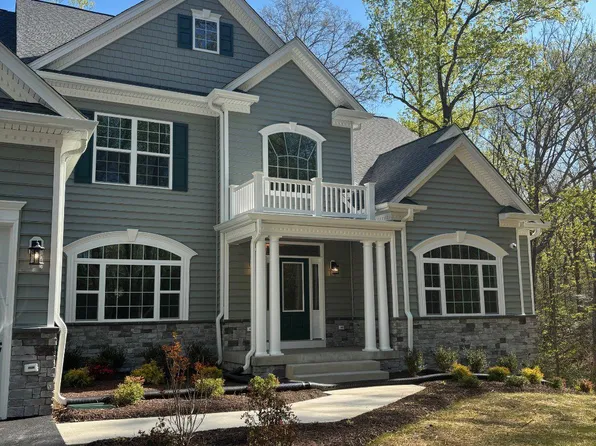 10013 Eden Dr, King George, VA 22485