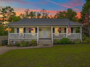 217 Lakewood Dr, Pickens, SC 29671