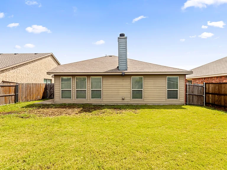 1011 Meadow Green Ct — Photo 29