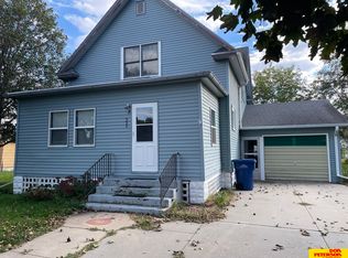 325 Crystal St, Lyons, NE 68038