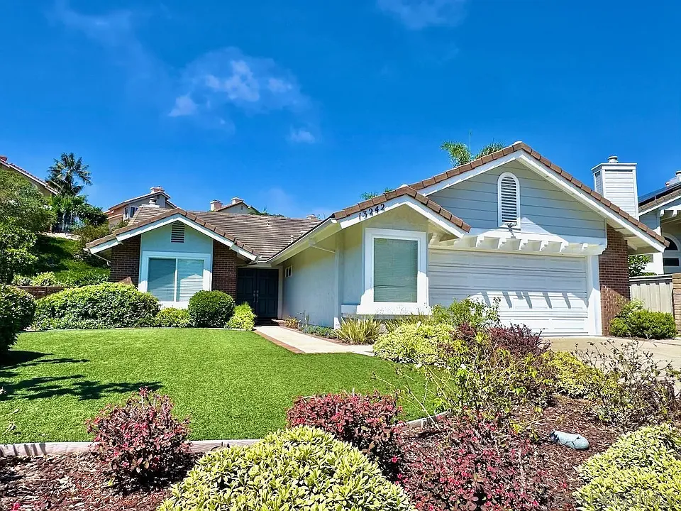 13242 Courtland Ter