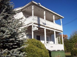 6991 Manlius Center Rd, East Syracuse, NY 13057