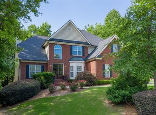 2637 Democracy Dr, Buford, GA 30519