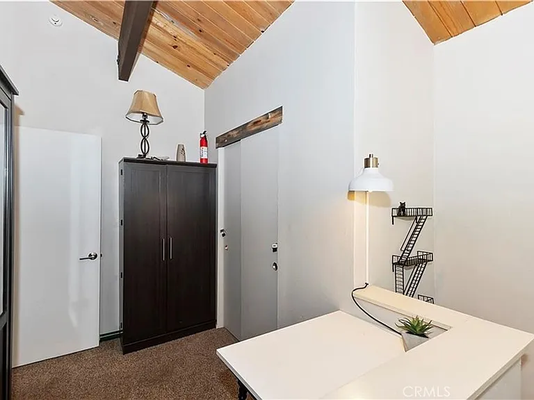 28393 Larchmont Ln #28393 — Photo 25