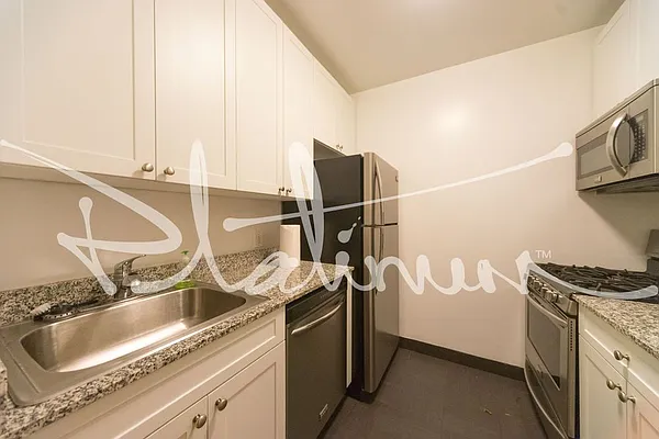 Rented by Platinum Properties | media 19