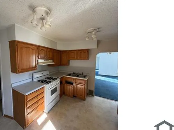 1711 8th St #1, Rockford, IL 61104