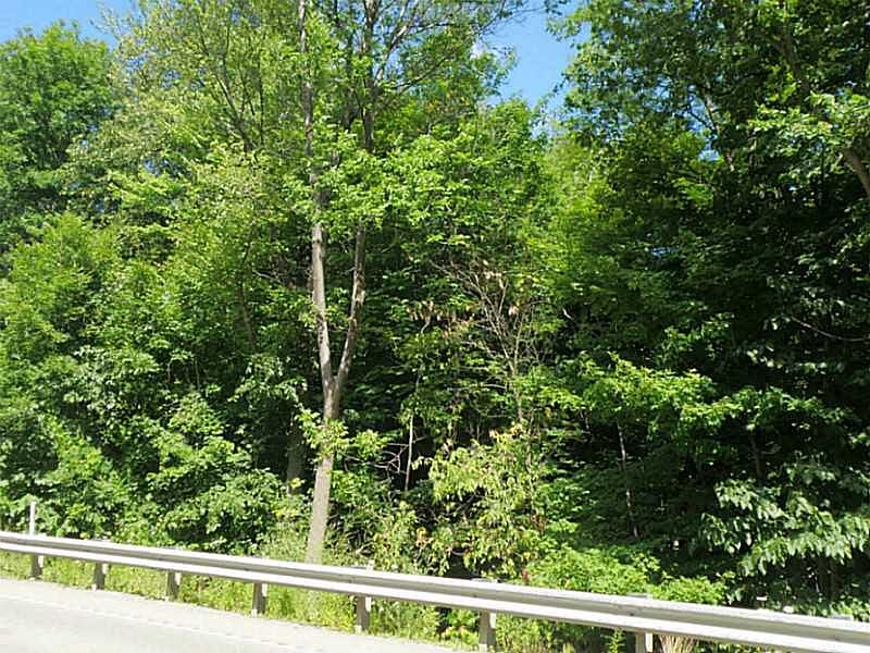 2nd image of 8960 Miller Rd