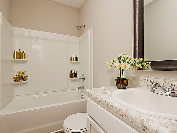 5th image of 1192 Black Oak Cir