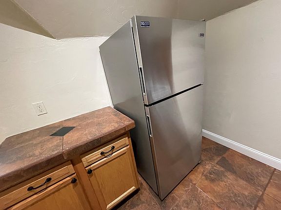 4th image of 5401 Stanton Ave #10965035