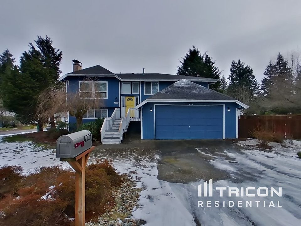 1st image of 4001 Coronet Pl SE