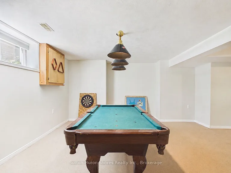 14 Eastgate Dr — Photo 14