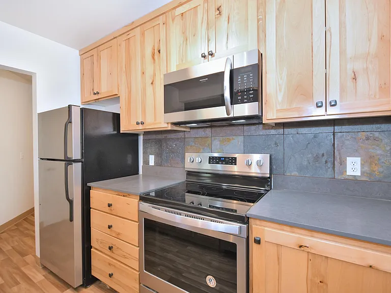 Ridge at Mountain Park — Photo 8