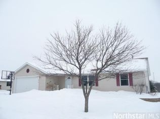 212 Kruger Ln, Ellsworth, WI 54011