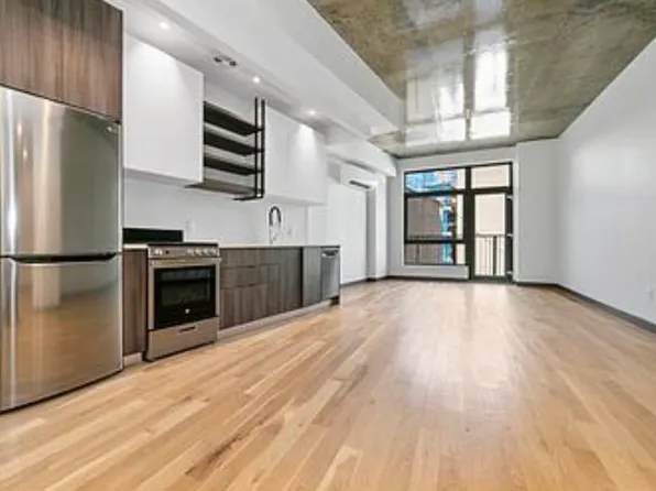 93 Linden Street image 1 of 10