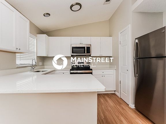 4th image of 2042 Garwood Dr