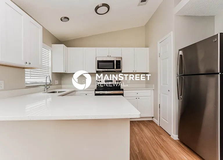 2042 Garwood Dr — Photo 12