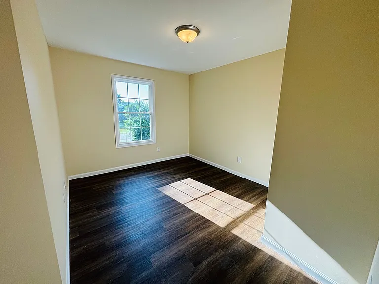 175 Craig St — Photo 12