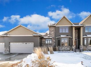 2005 W River Bend St, Brandon, SD 57005