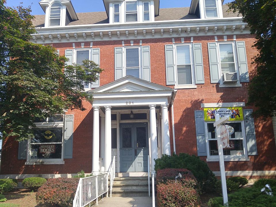 Welcome to 201 E Main Street