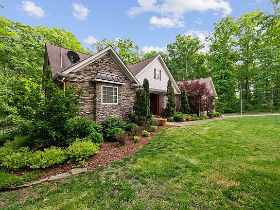 4th image of 5751 Pinewood Rd